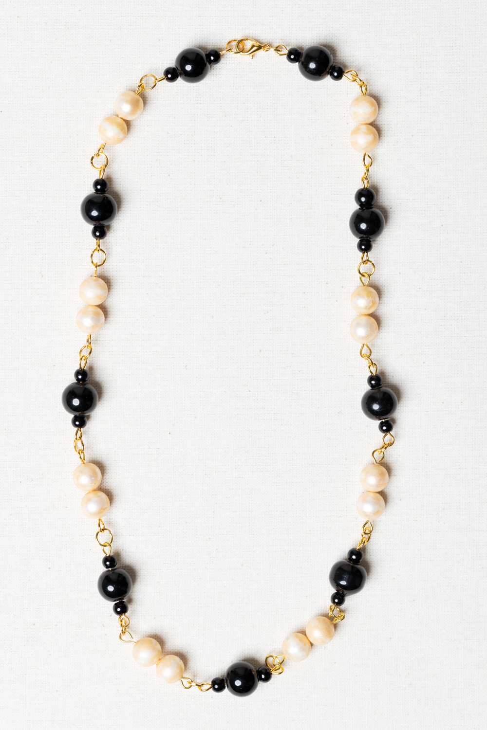 Black glass outlet bead necklace