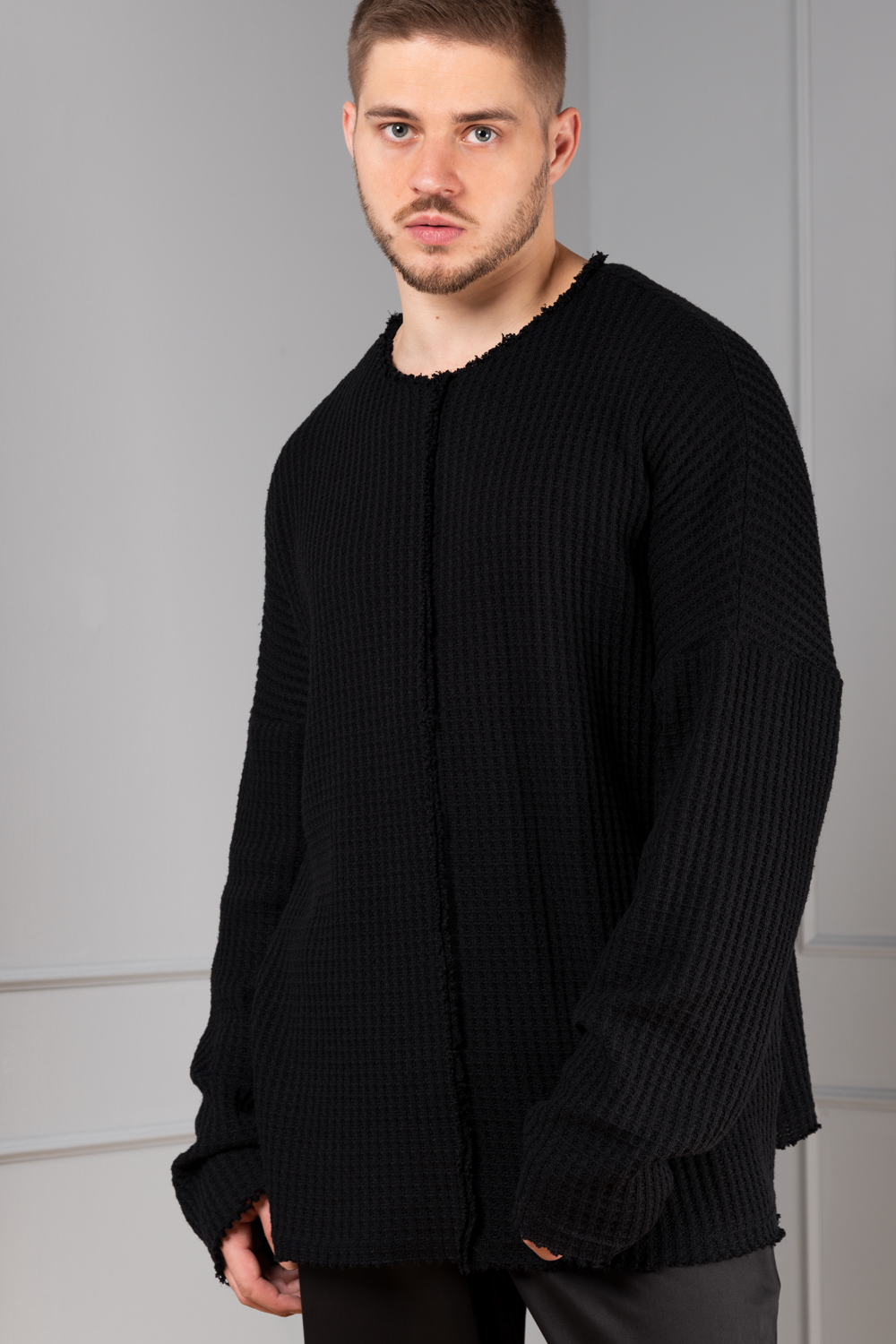 Black-knit oversized pullover for men