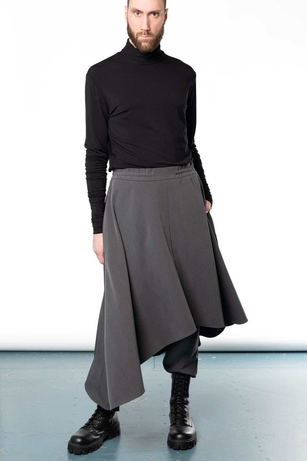 asymmetrical grey men s skirt Haruco vert